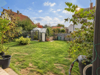 Goßer Garten - SITULI: Raum für Familie, Homeoffice und mehr – Reiheneckhaus mit Garten und Dachstudio