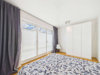 Schlafzimmer - SITULI: Exklusives Indoor-Outdoor-Living in Schwabing mit Dachterrasse und Loggia