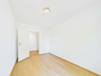 Kinder- / Arbeitszimmer - SITULI: Helle Hochparterre-Wohnung mit Südwest-Balkon und zwei Schlafzimmern