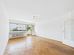 Wohnzimmer - SITULI: Helle Hochparterre-Wohnung mit Südwest-Balkon und zwei Schlafzimmern