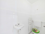 WC - SITULI: Helle Hochparterre-Wohnung mit Südwest-Balkon und zwei Schlafzimmern