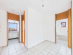 Diele - SITULI: Attraktive 3-Zimmer-Wohnung mit Südwest-Balkon und Charme