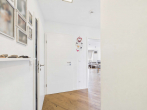 Eingagsbereich - SITULI: Top-sanierte 3-Zimmerwohnung mit Blick über Gröbenzell