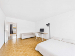 Schlafzimmer/Wohnzimmer - SITULI: Attraktive 2-Zimmer-Wohnung mit Templer-Kloster-Blick und Isarnähe