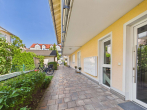 Hauseingang - SITULI: Moderne 3,5-Zimmer-Dachgeschosswohnung mit herrlicher Dachterrasse