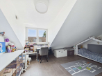 Schlafzimmer 2 - SITULI: Moderne 3,5-Zimmer-Dachgeschosswohnung mit herrlicher Dachterrasse