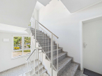 Treppenhaus - SITULI: Besonderes Wohnen – Dachgeschoss mit 4 Zimmer & viel Platz in Toplage Lohhof
