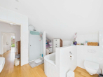 Badezimmer - SITULI: Großzügiges Wohnen mit Garten, Outdoor-Kitchen und Einliegerwohnung