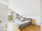 Schlafzimmer 2 - SITULI: Großzügiges Wohnen mit Garten, Outdoor-Kitchen und Einliegerwohnung