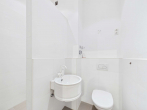Bad mit Dusche - SITULI: Toplage Gärtnerplatz – 65 m² für Büro, Pilates-Studio oder Atelier