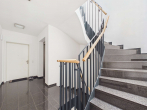 Treppenhaus - SITULI: Exklusives Indoor-Outdoor-Living in Schwabing mit Dachterrasse und Loggia